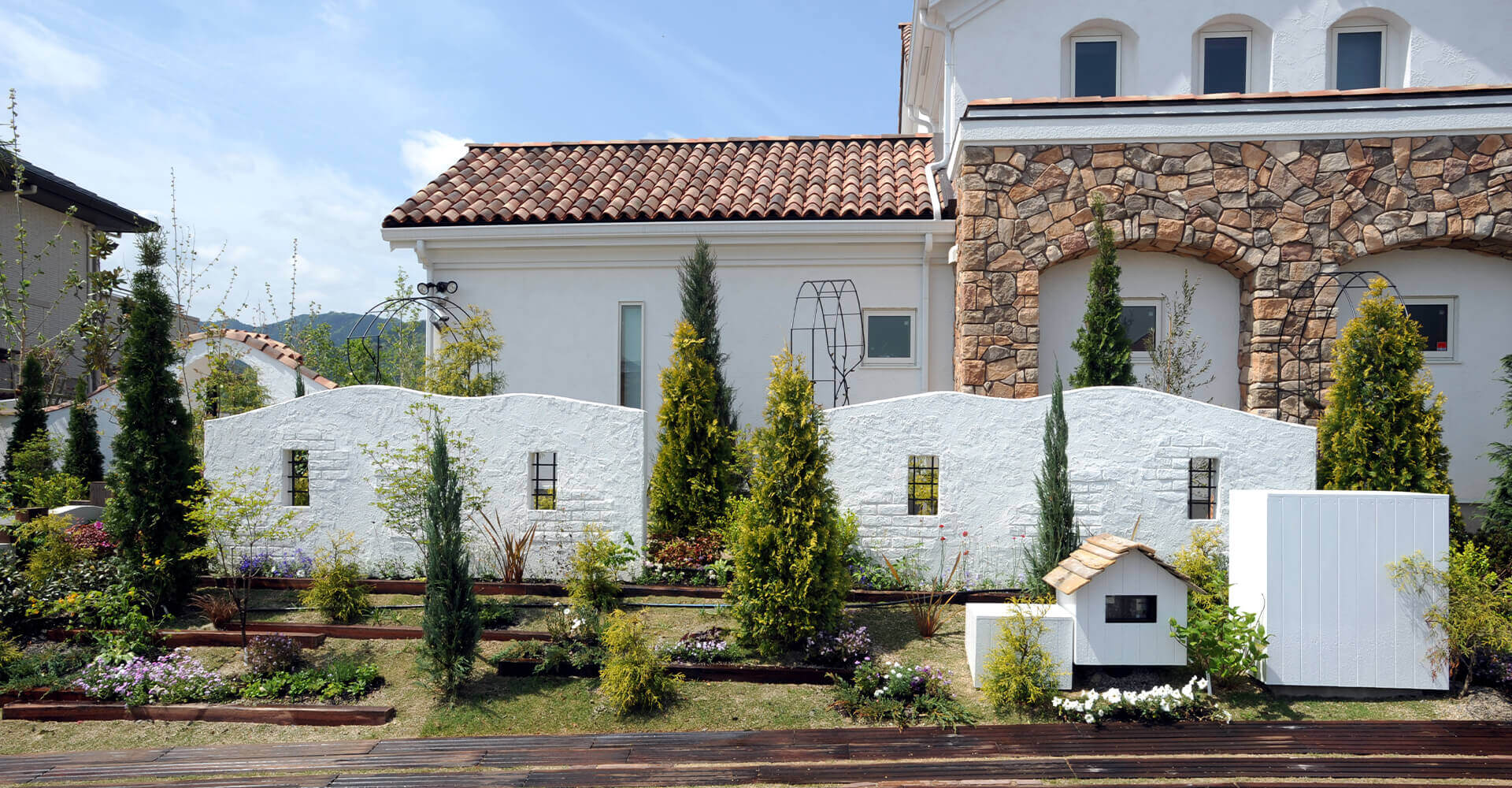 福岡でリノベーション・リフォーム・新築戸建てのことならホームランド | 福岡で注文住宅を建てるなら、ホームランドへ。プロバンス風住宅 や各種リフォーム、オーナー様のご希望に沿ったお住まいのご提案をいたします。